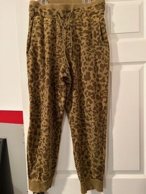 JoyLab Olive Leopard-Print Drawstring Joggers